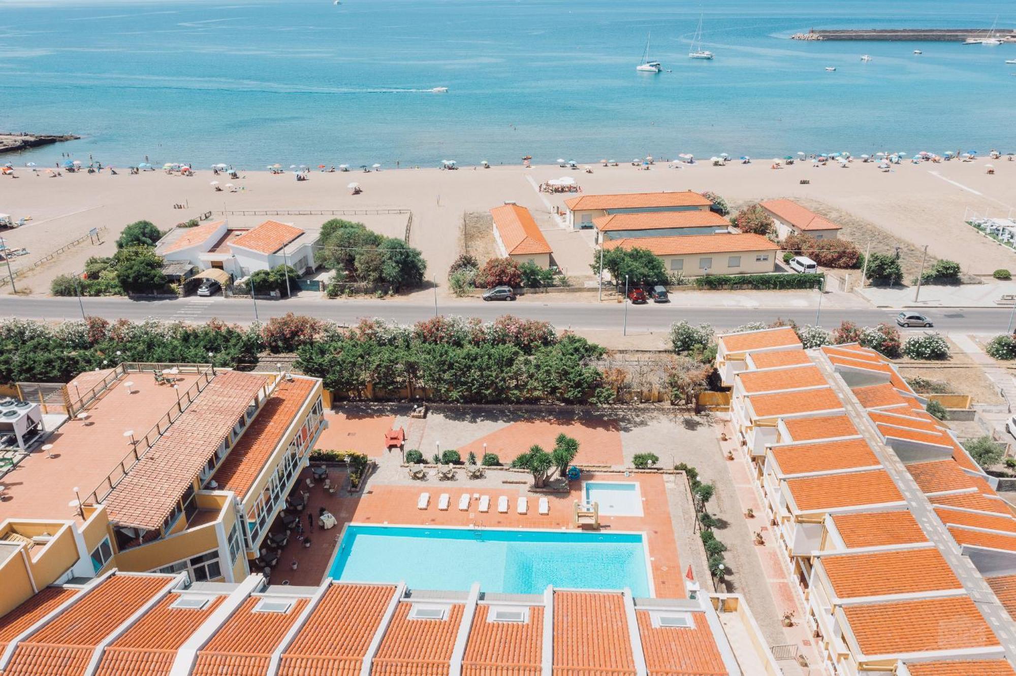 Club Malaspina Hotel & Resort Bosa Exterior foto